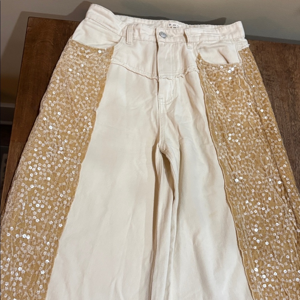 POL Sequin Wide Leg Pants cream and gold. Medium. - Picture 3 of 11